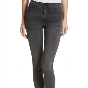 Grey skinny jean